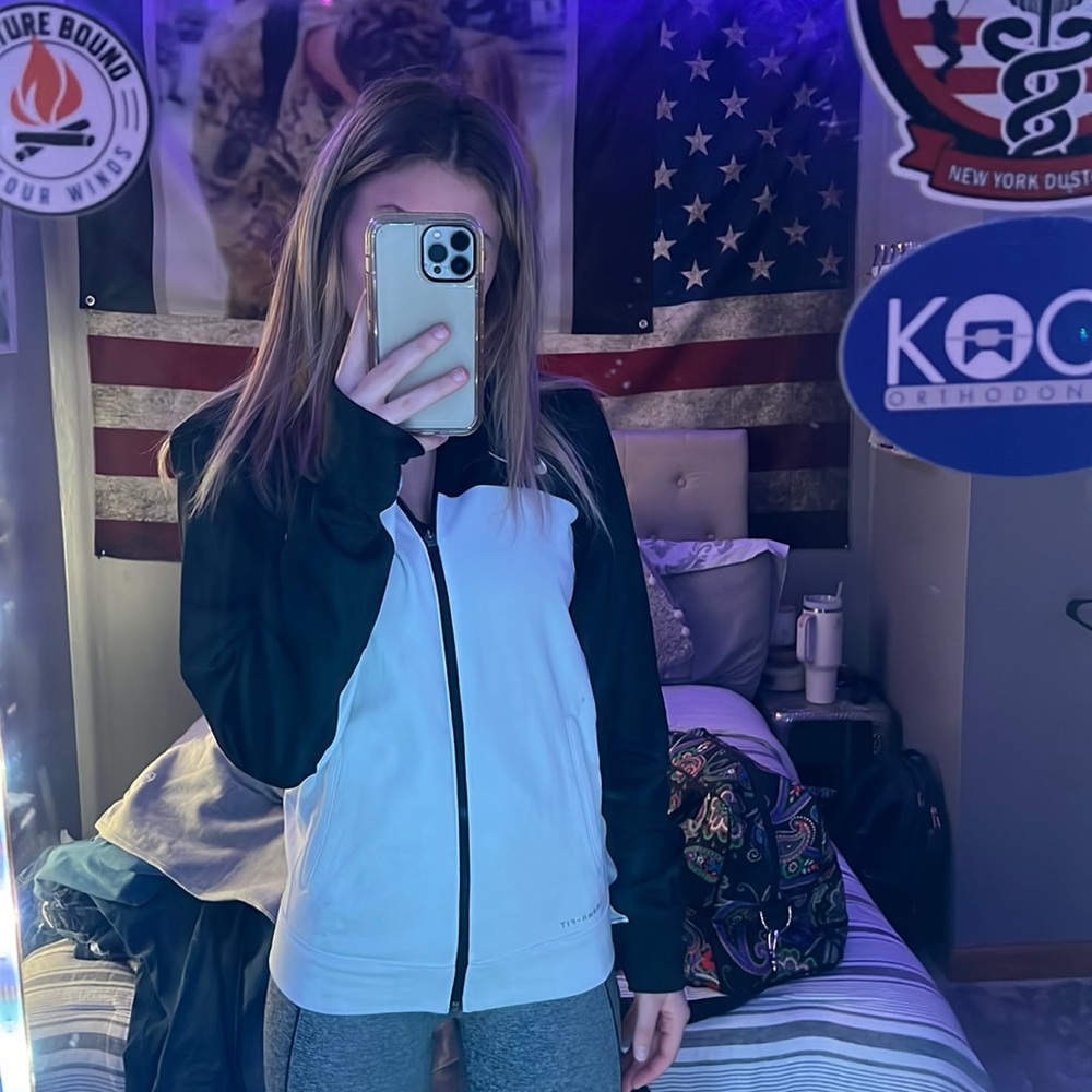 Nike zip up